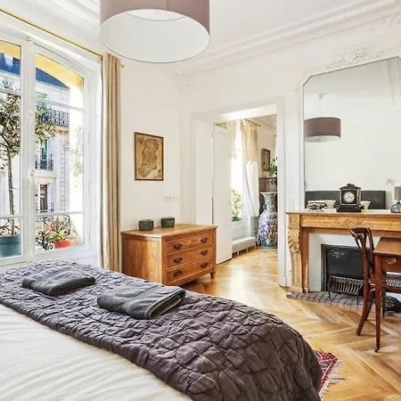 Luxury 4 Bedroom 160m2 2 King 2 Queen Appartamento