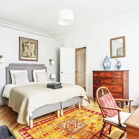 Luxury 4 Bedroom 160m2 2 King 2 Queen Appartamento *